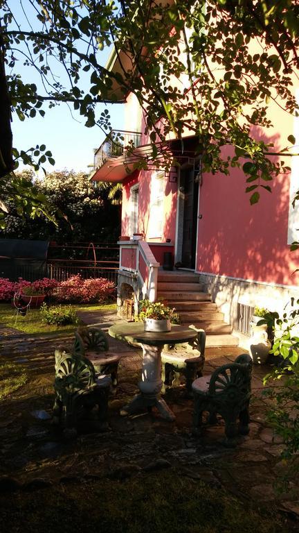 Casa Orisca Villa Lesa Exterior photo